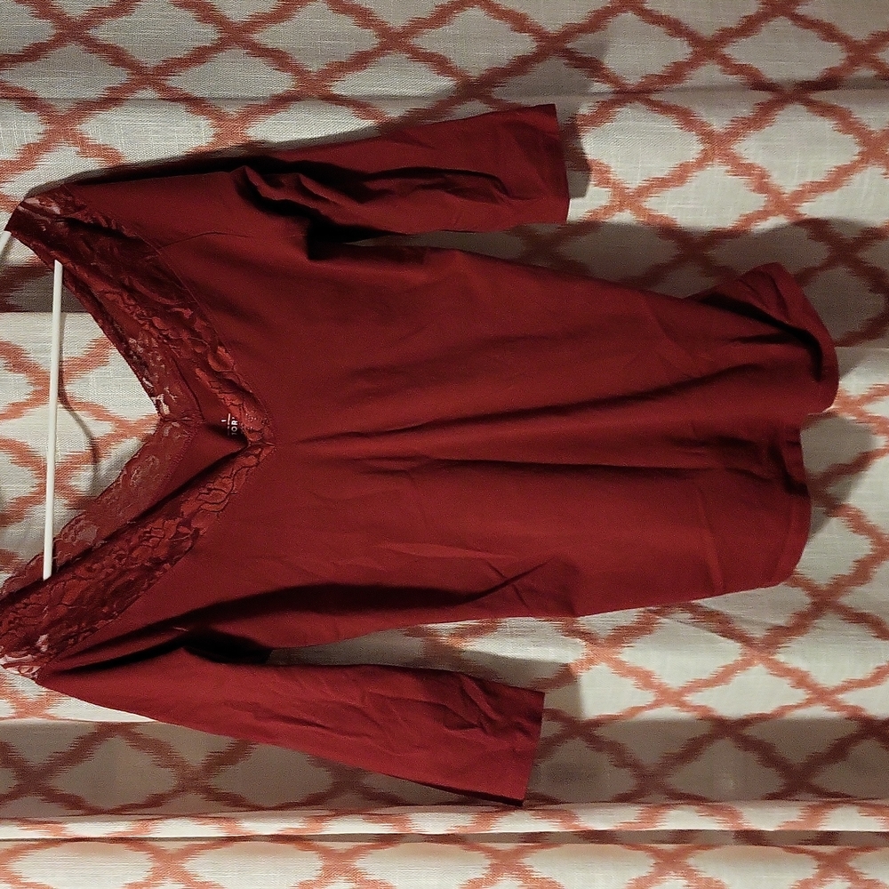 Red 3/4 Sleeve